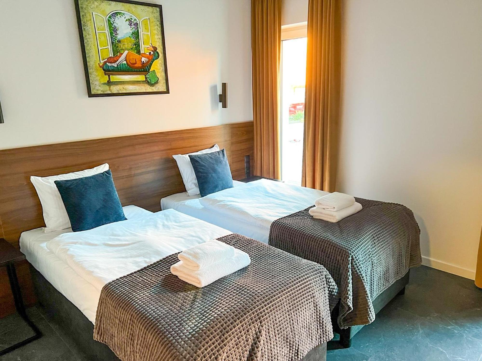 Apartamenty Centrum Park Twardowskiego 4 Zielona Gora  Ngoại thất bức ảnh